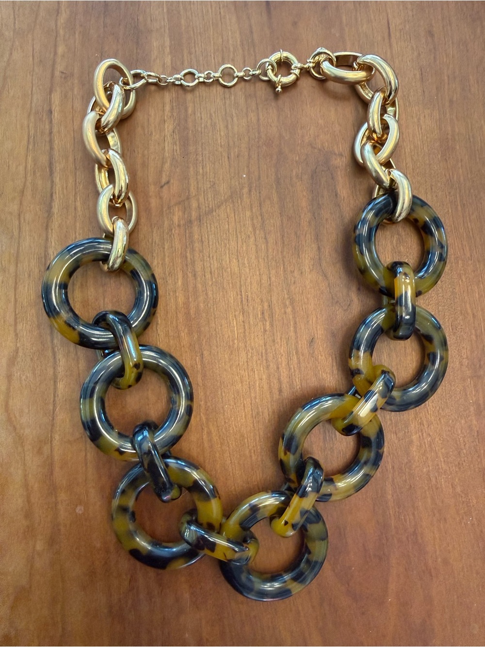 J CREW Tortoiseshell Resin Link Necklace Gold link EUC
